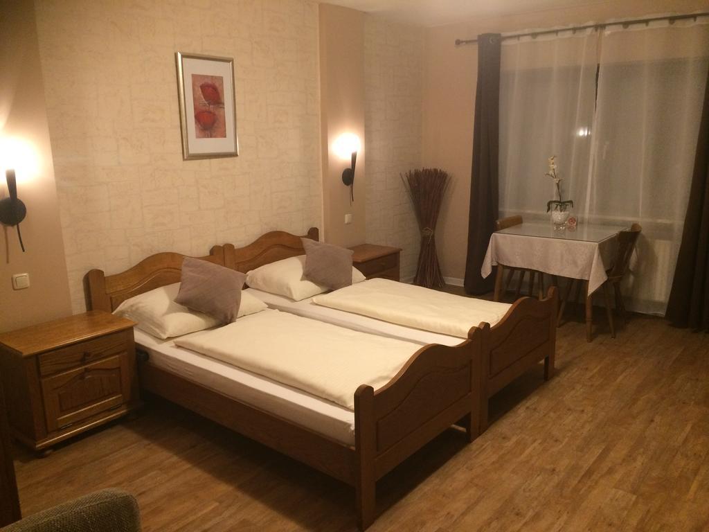 Hotel Zum Schnackel In Mainz Wiesbaden
